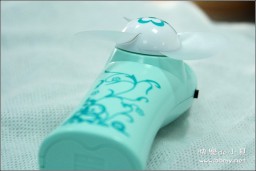 迷你小风扇金东浩成长相册2