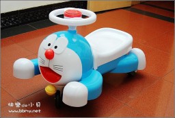 叮当猫扭扭车金东浩成长相册3